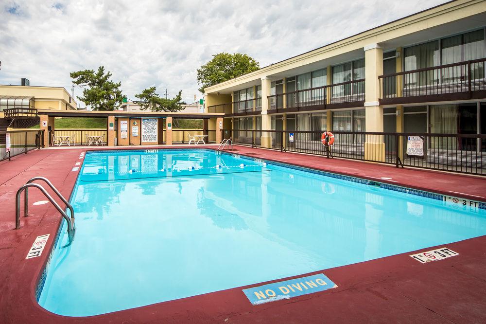 Quality Inn Ponca City Route 77 Екстер'єр фото