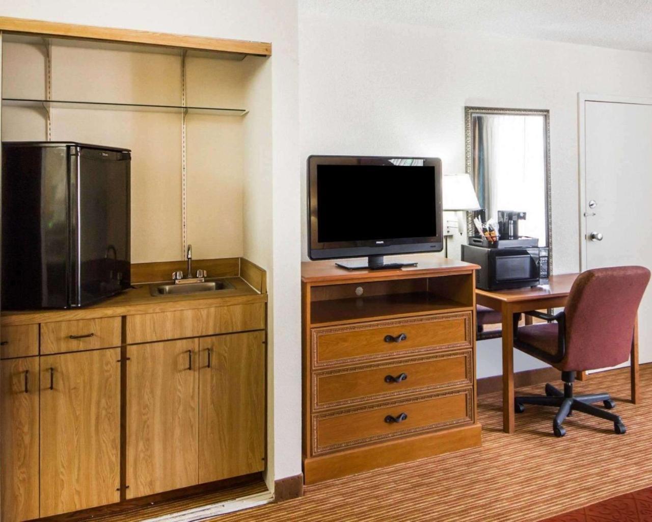 Quality Inn Ponca City Route 77 Екстер'єр фото