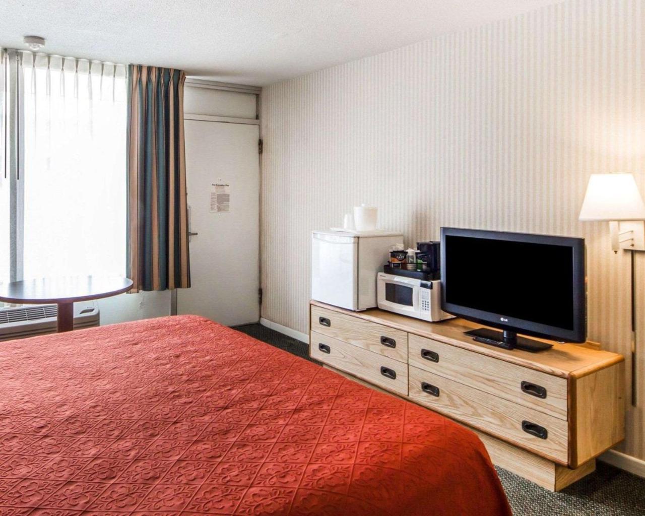 Quality Inn Ponca City Route 77 Екстер'єр фото