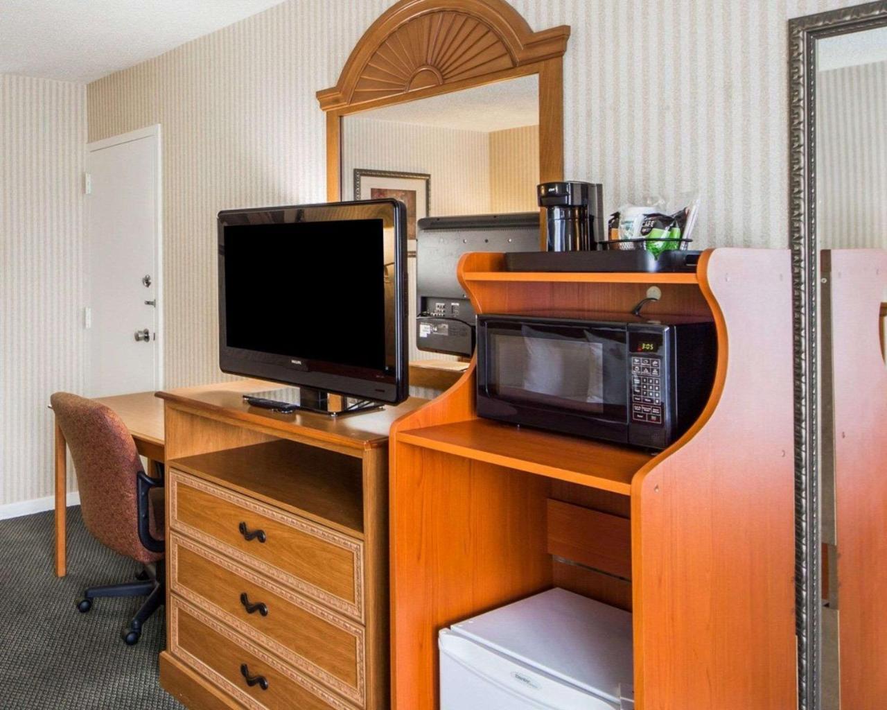 Quality Inn Ponca City Route 77 Екстер'єр фото