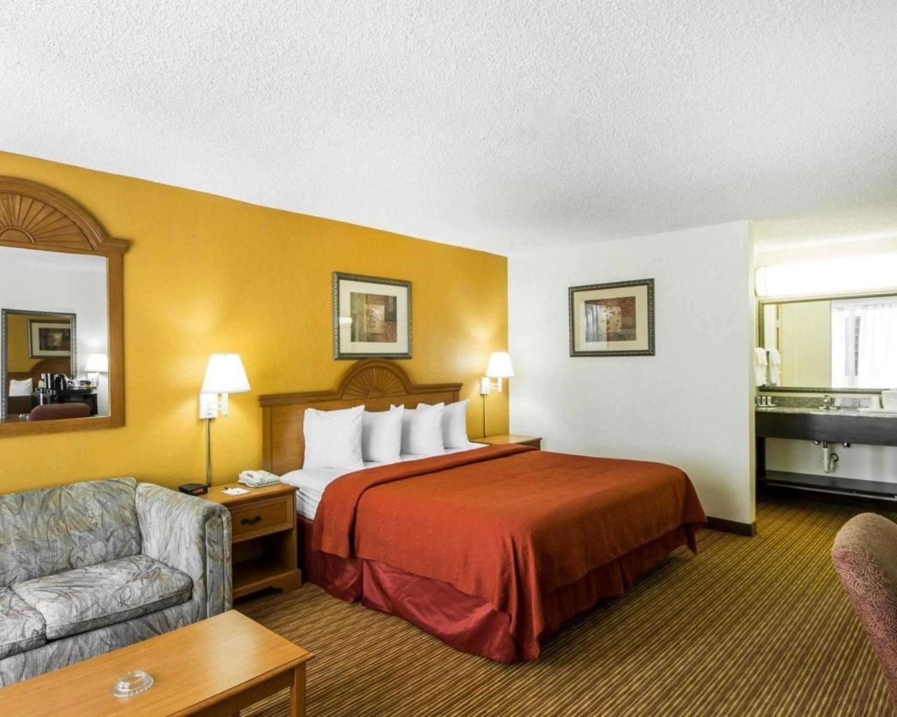 Quality Inn Ponca City Route 77 Екстер'єр фото