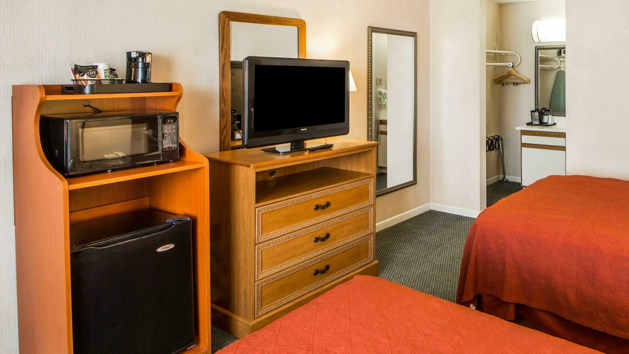 Quality Inn Ponca City Route 77 Екстер'єр фото