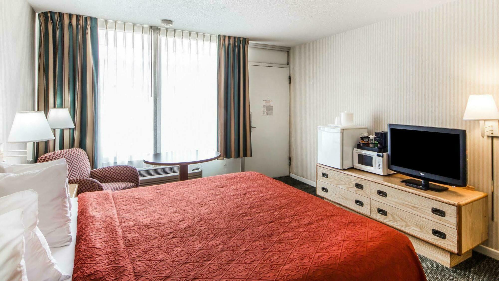 Quality Inn Ponca City Route 77 Екстер'єр фото